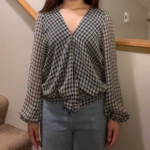 black & white checkered blouse 🤍